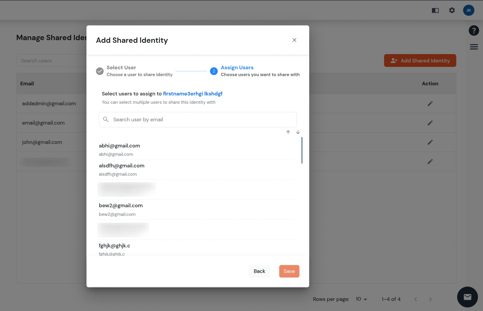 Manuale di amministrazione della piattaforma miniOrange Identity: Selezionare gli utenti a cui assegnare l'identità condivisa